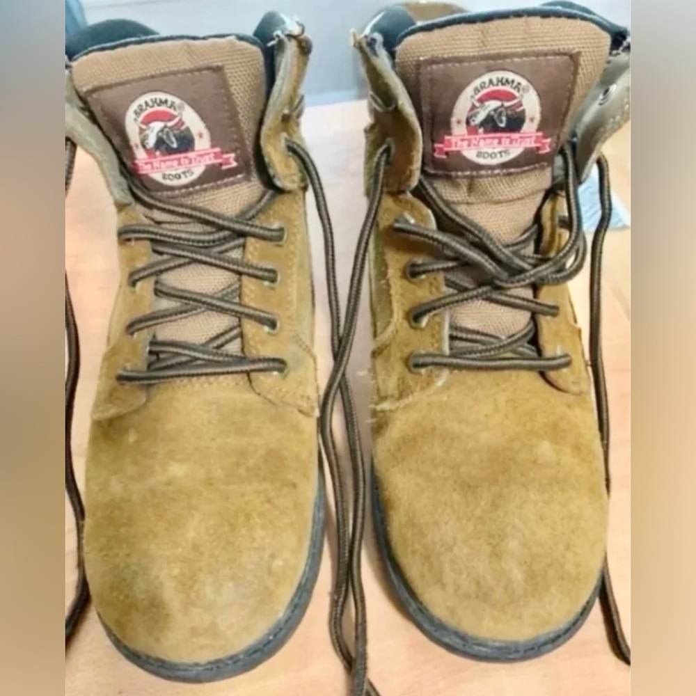 Brahma mens boots shoes size 7W suede leather new condition